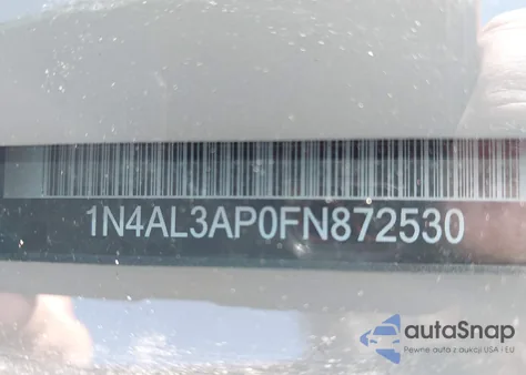 2015 Nissan Altima 2.5 S z USA, uszkodzony, nr VIN 1N4AL3AP0FN872530